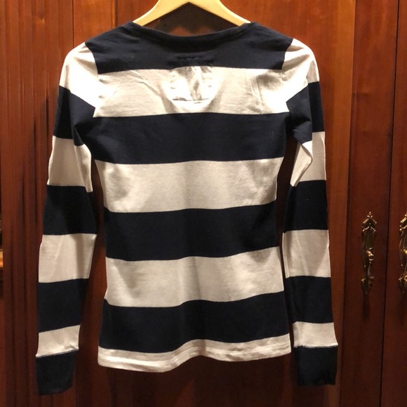 Abercrombie and Fitch Navy Striped Long Sleeve - Picture 2 of 7